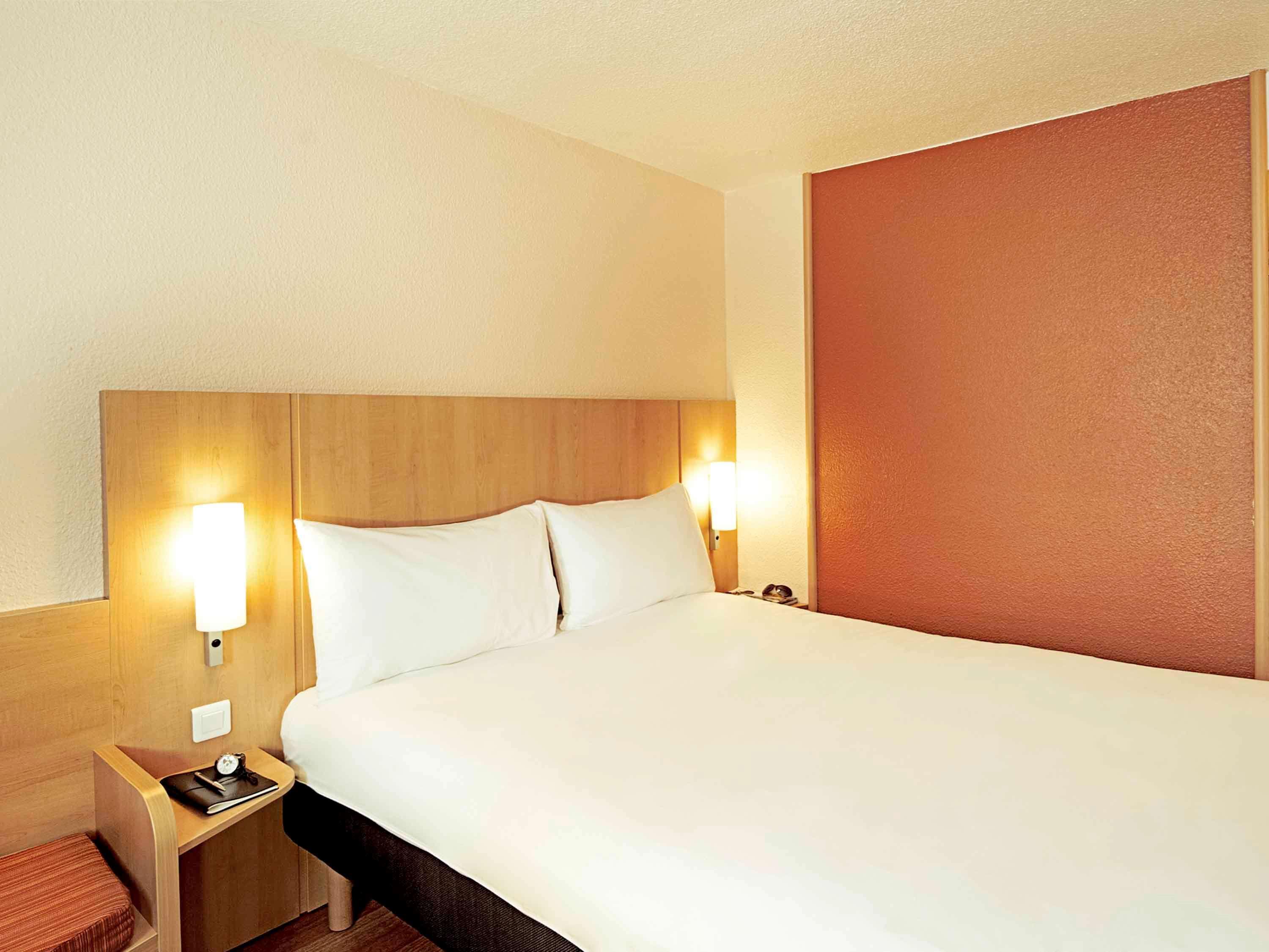 Ibis Nantes Centre Tour Bretagne Hotel Eksteriør billede