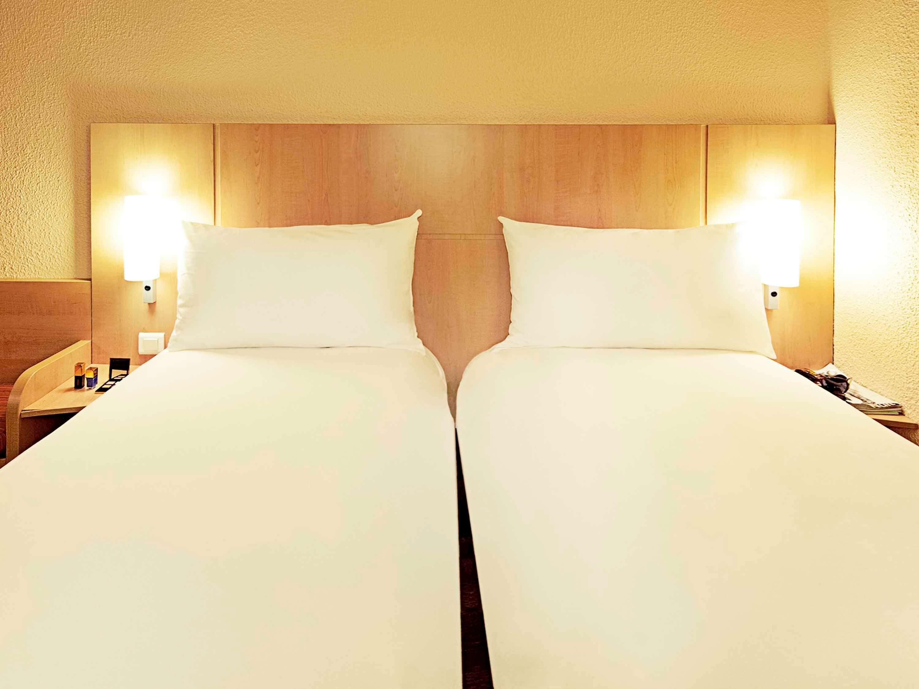 Ibis Nantes Centre Tour Bretagne Hotel Eksteriør billede