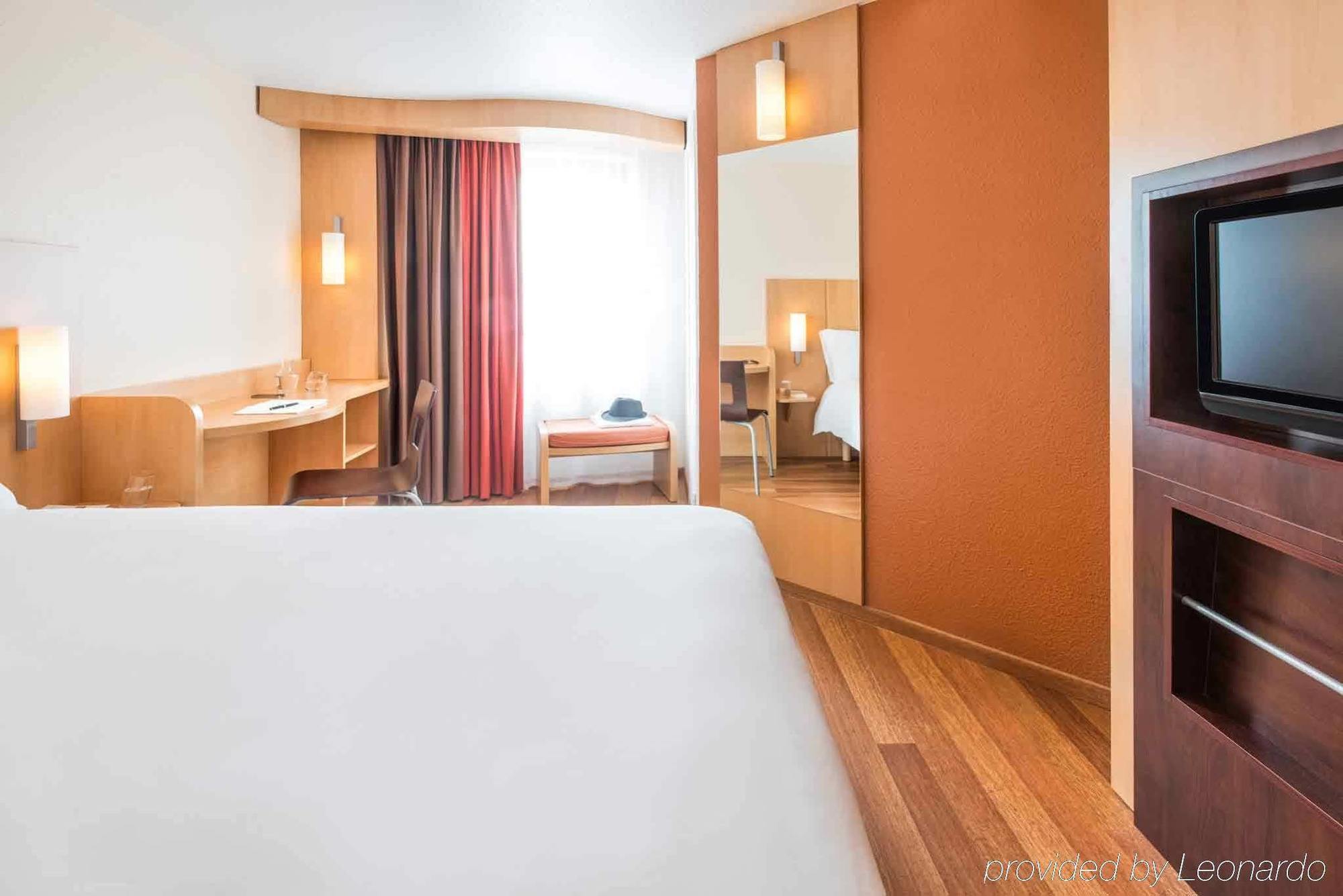 Ibis Nantes Centre Tour Bretagne Hotel Eksteriør billede