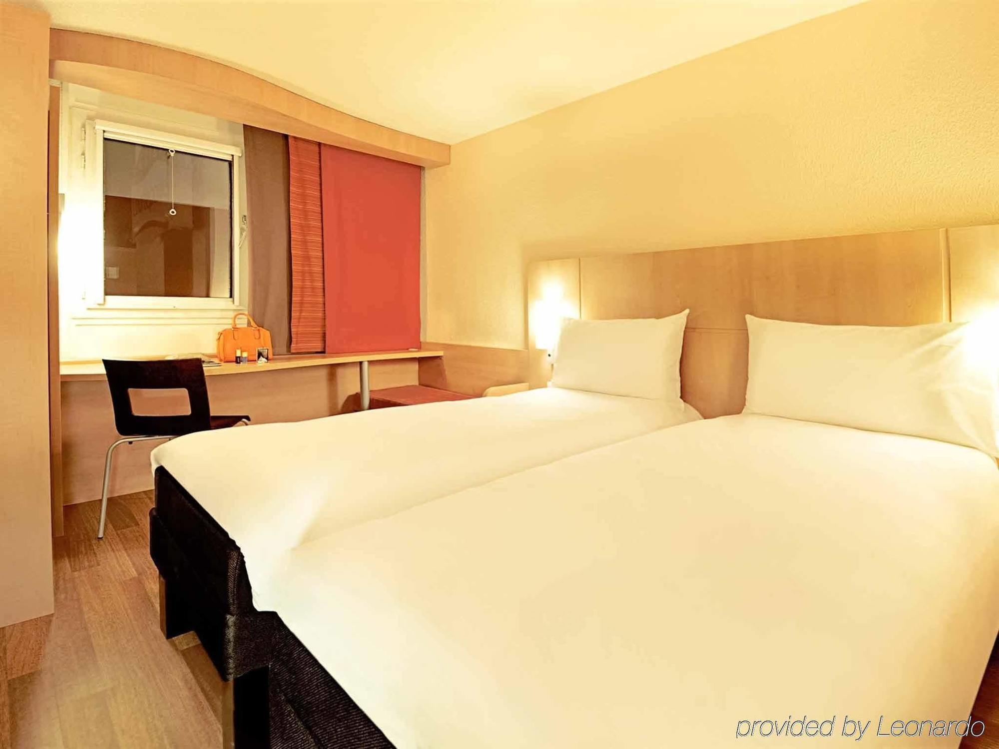 Ibis Nantes Centre Tour Bretagne Hotel Eksteriør billede